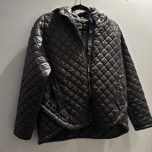 BCBG FEATHER FREE ECO-FRIENDLY FILL QUILTED JACKET WITH HOOD SIZE LARGE